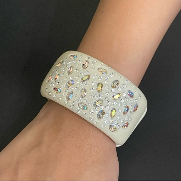 Weiss Lucite Clamper - Picture 6 of 10